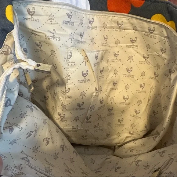 Vibrant Floral Tote Bag in Gray and Orange - Picture 4 of 8